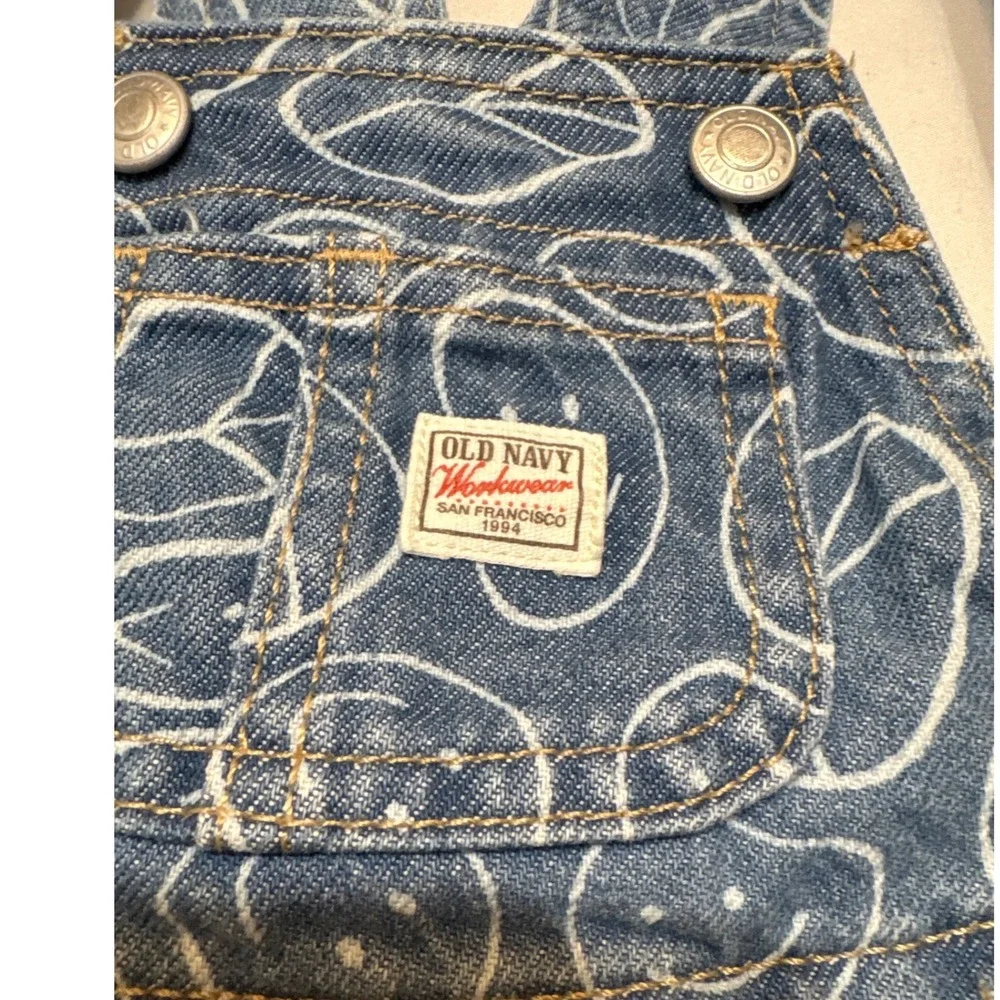 Old Navy Workwear Baby Denim Shortalls Blue Smiley Face Peace Sign 0-3M Overalls